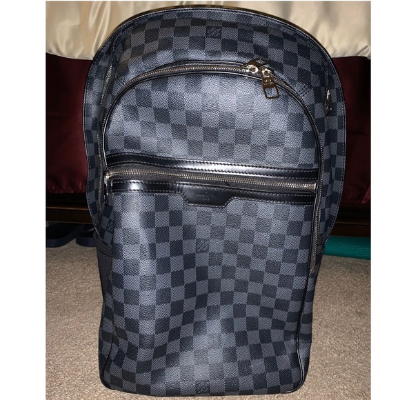 Louis Vuitton Other - ❌SOLD❌The LV Michael in Damier Graphite 🎒
